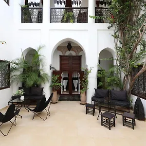 *** Riad Noor Charana Marokko
